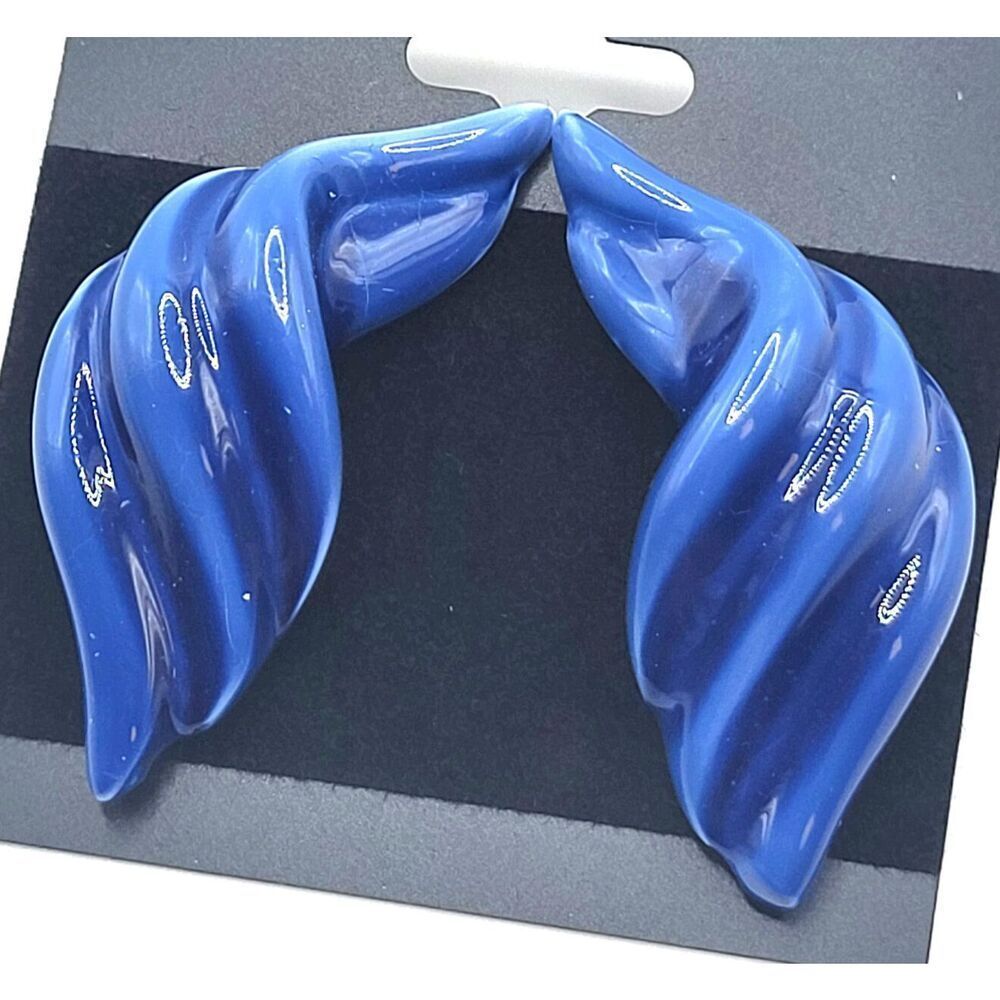 Vintage 70s Ceramic Blue Wave Earrings 1.5in